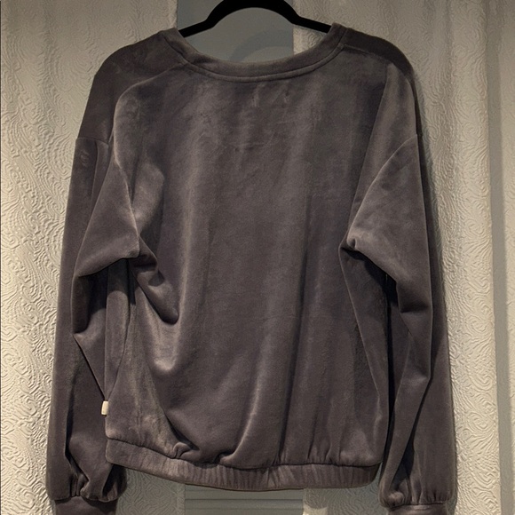 UGG Shanara Crewneck Velour Purple Pullover Size Large - Picture 5 of 5